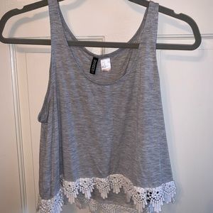 H&M gray cropped tank top size medium used